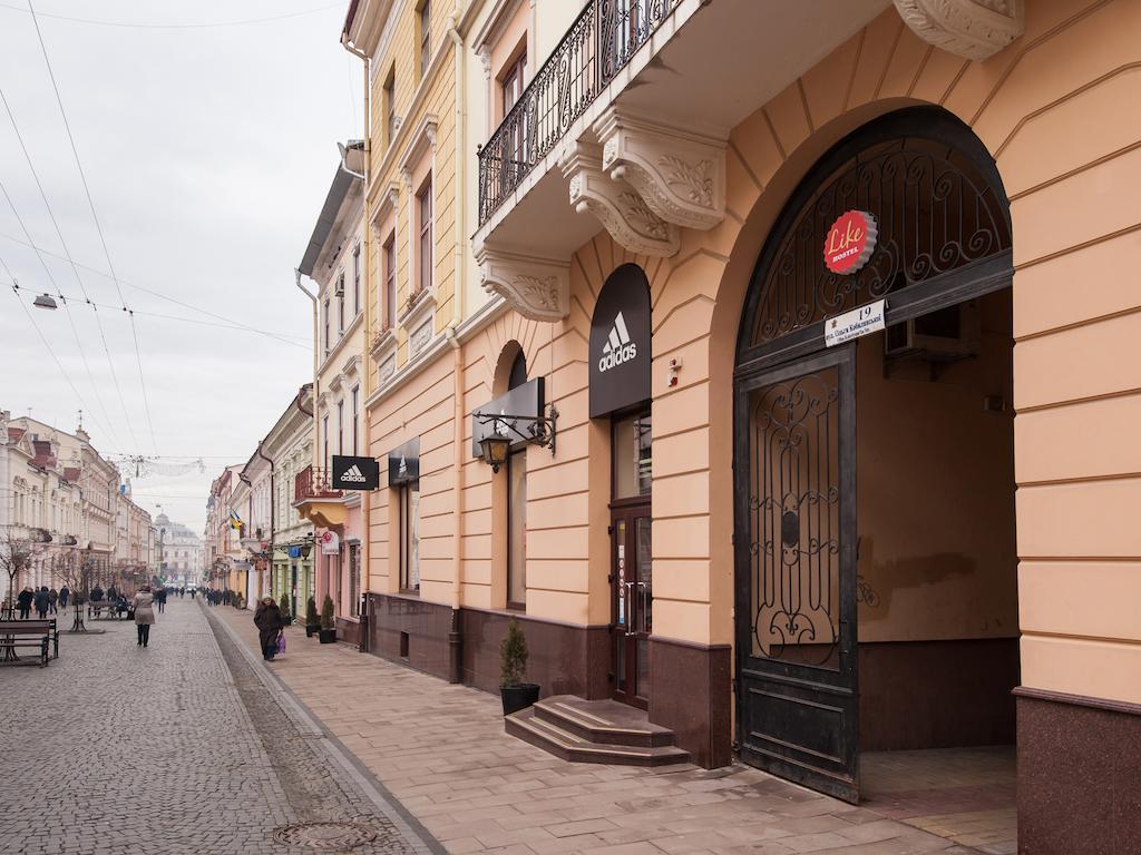 Like Hostel Chernivtsi Ngoại thất bức ảnh