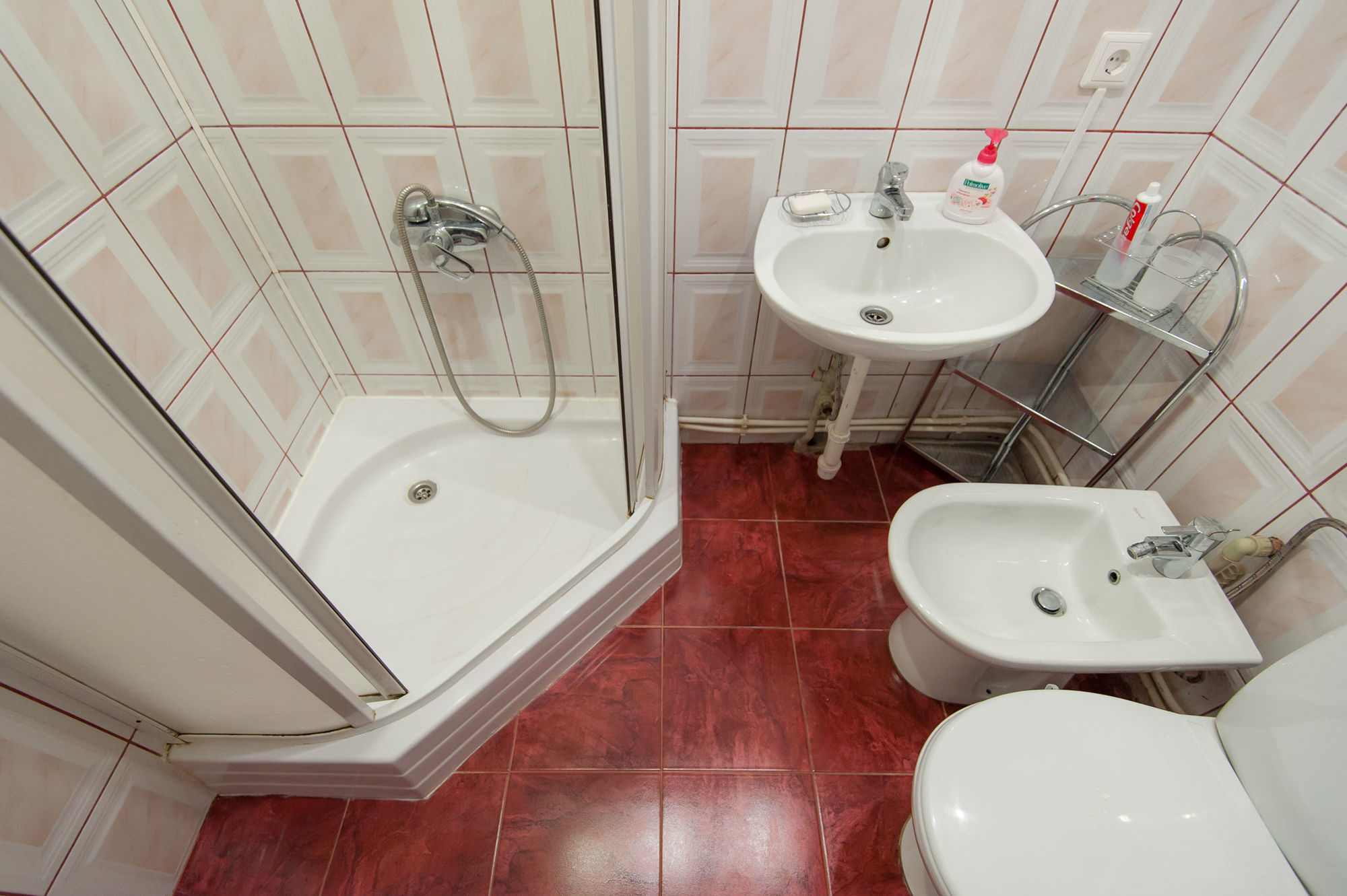 Like Hostel Chernivtsi Ngoại thất bức ảnh
